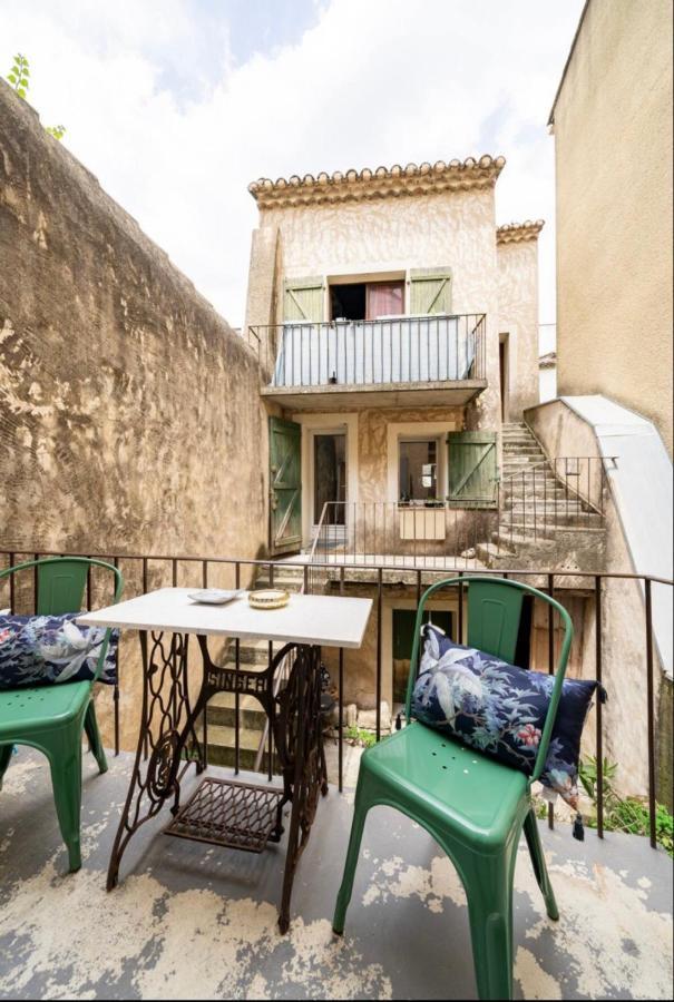 Le Bonheur -Studio Terrasse Centre-Ville - LʼIsle-sur-la-Sorgue Buitenkant foto